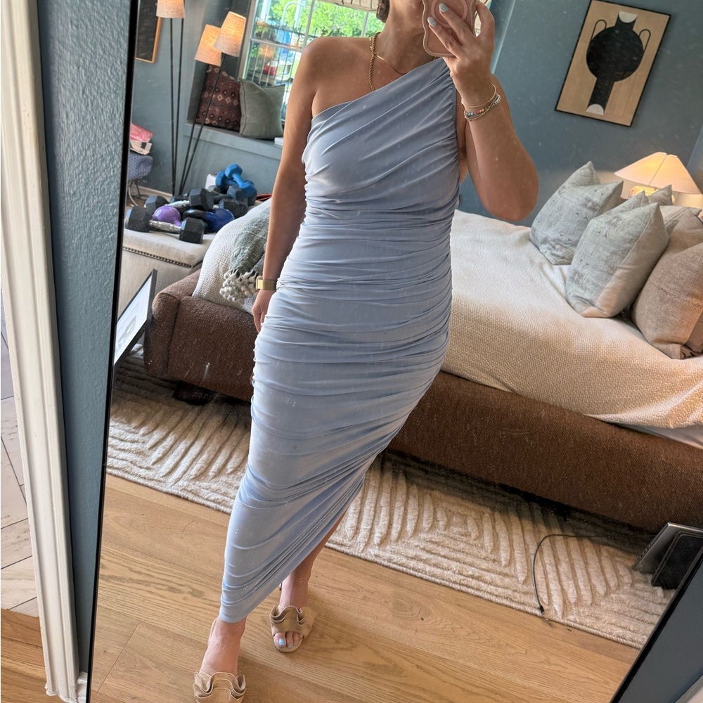 Norma Kamali Diana One-Shoulder Midi Dress